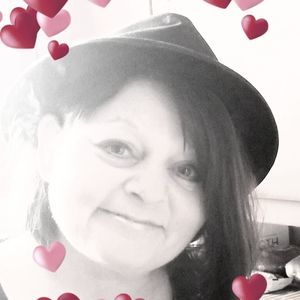 Meet your Posher, Miriam